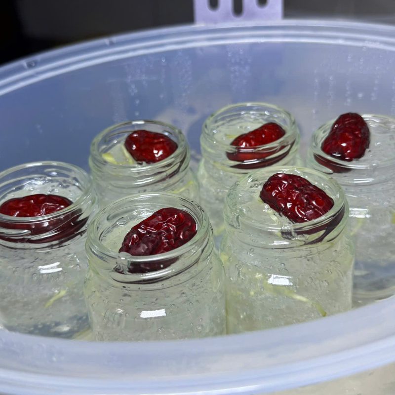 yến chưng táo đỏ - đường phèn - hạt chia yến chưng táo đỏ - đường phèn - hạt chia